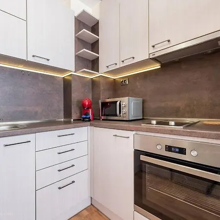 Bright Place Next To Grand Mall Varna