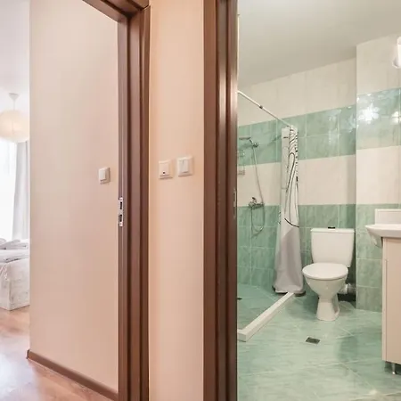 Apartament Bright Place Next To Grand Mall Varna