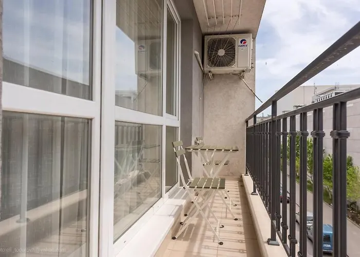 Appartement Bright Place Next To Grand Mall Varna