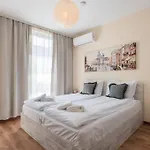 Bright Place Next To Grand Mall Apartment *