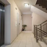 Bright Place Next To Grand Mall Apartment *