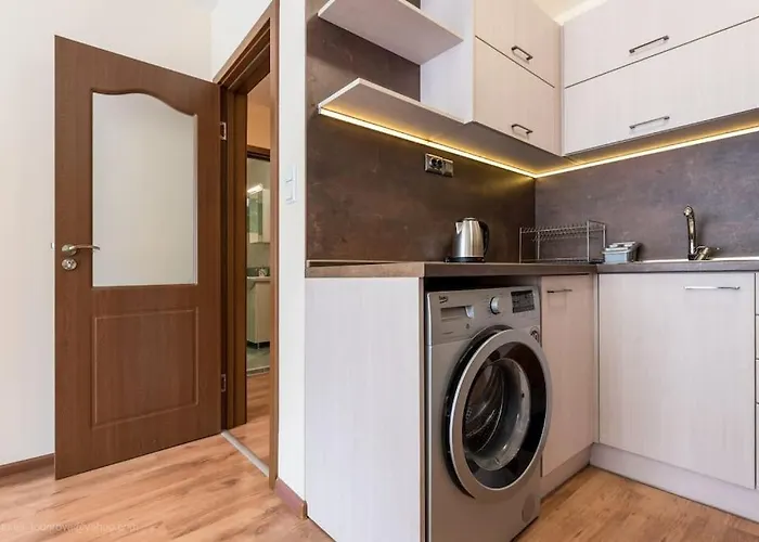 Bright Place Next To Grand Mall * Varna